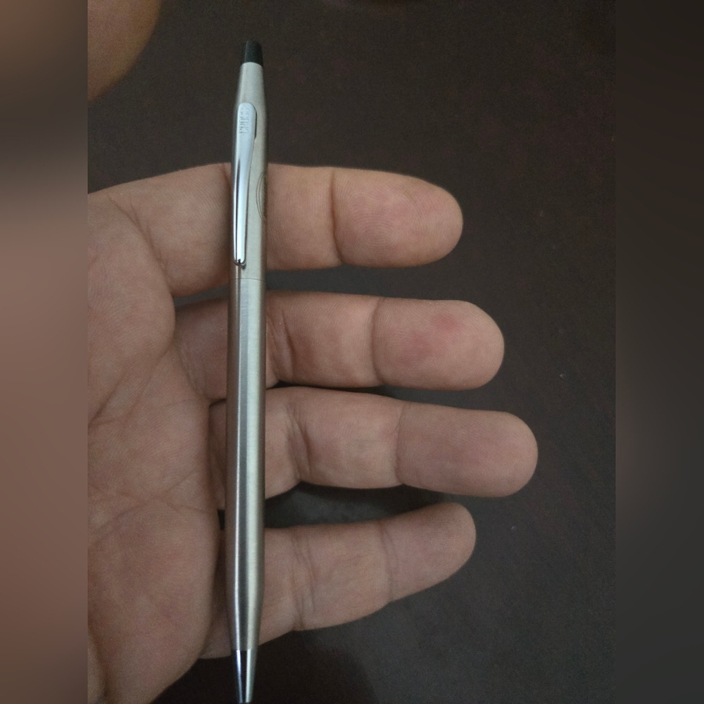 Silver Cross Pen - Picture 2 of 5